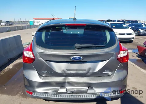 2014 Ford Focus Se z USA, uszkodzony, nr VIN 1FADP3K25EL264470